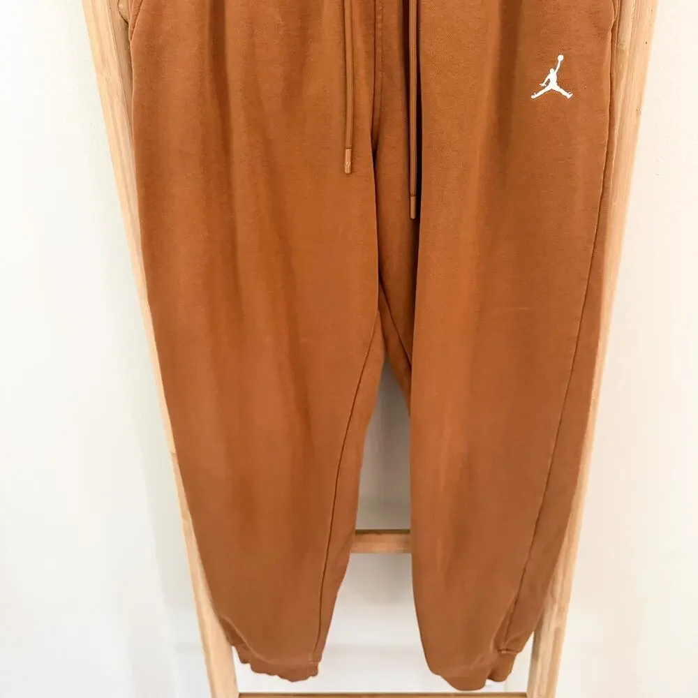 Nike Jordan Essentials Fleece Joggers Brown Relaxed Sweatpants Men’s Medium